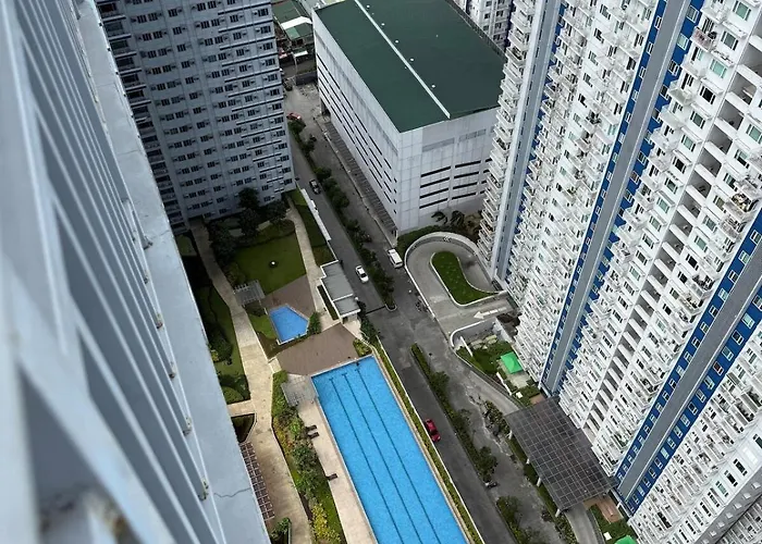 Spacious 1br Unit With Balcony Grass Residences Tower 5 Beside Sm North Manila
